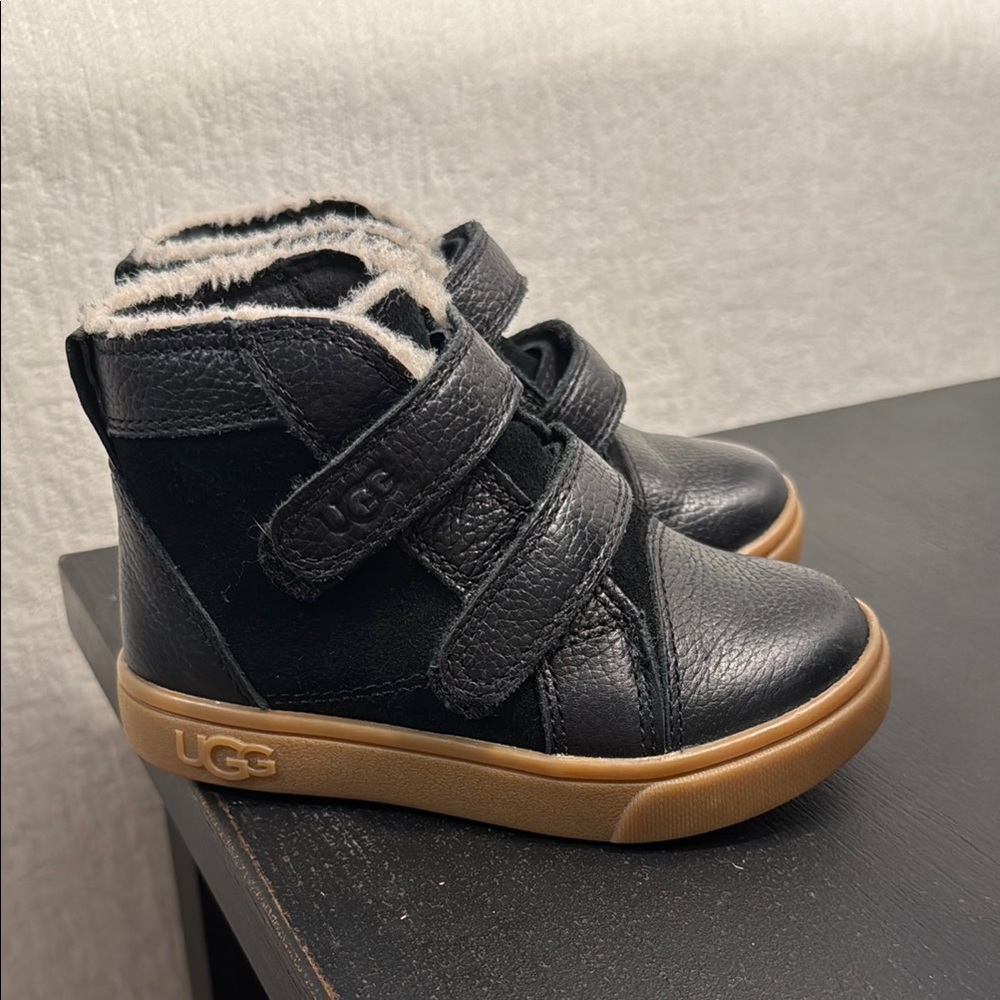 UGG Rennon Black boot Kids Shoes with Tan Sole